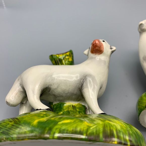 Vtg Staffordshire Pair of Sheep Mantle Spill Vases Right and Left Facing Kent - Picture 9 of 10